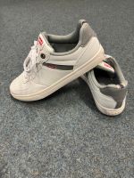 LEVIS Sneaker | Gr. 44 | 2x getragen Stuttgart - Stuttgart-Ost Vorschau