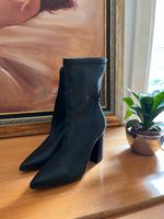 Schwarze Stiefelette, Größe 38 Stuttgart - Stuttgart-Mitte Vorschau