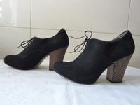 Tamaris Pumps High Heels 40 schwarz Absatz 10 cm neuwertig! Dithmarschen - Eggstedt Vorschau