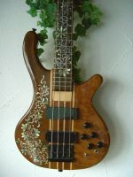 Custom made 4-Saiter Bass, aktiv, Perlmutt u. Abalone Inlays Bayern - Bad Grönenbach Vorschau