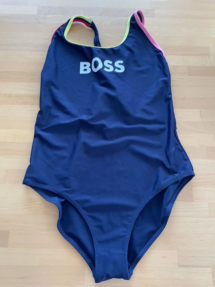 Hugo Boss Badeanzug Größe 158/164 in Bruttig-Fankel