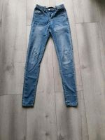 Blaue Jeans Gr. 34 Nordrhein-Westfalen - Moers Vorschau