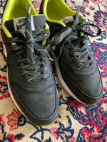 Nike air Max top Zustand seltenes Modell Nordrhein-Westfalen - Porta Westfalica Vorschau