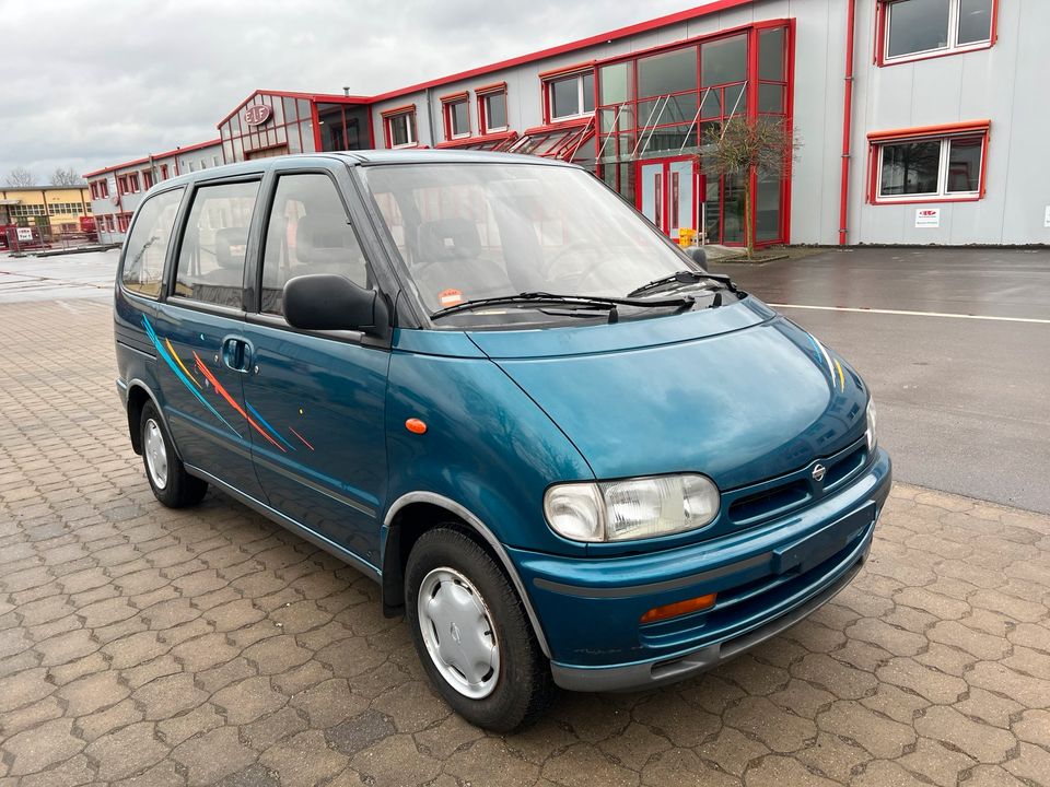 Nissan Serena 2.0 SGX Scheunenfund seit 1999 abgemeldet in Holzminden