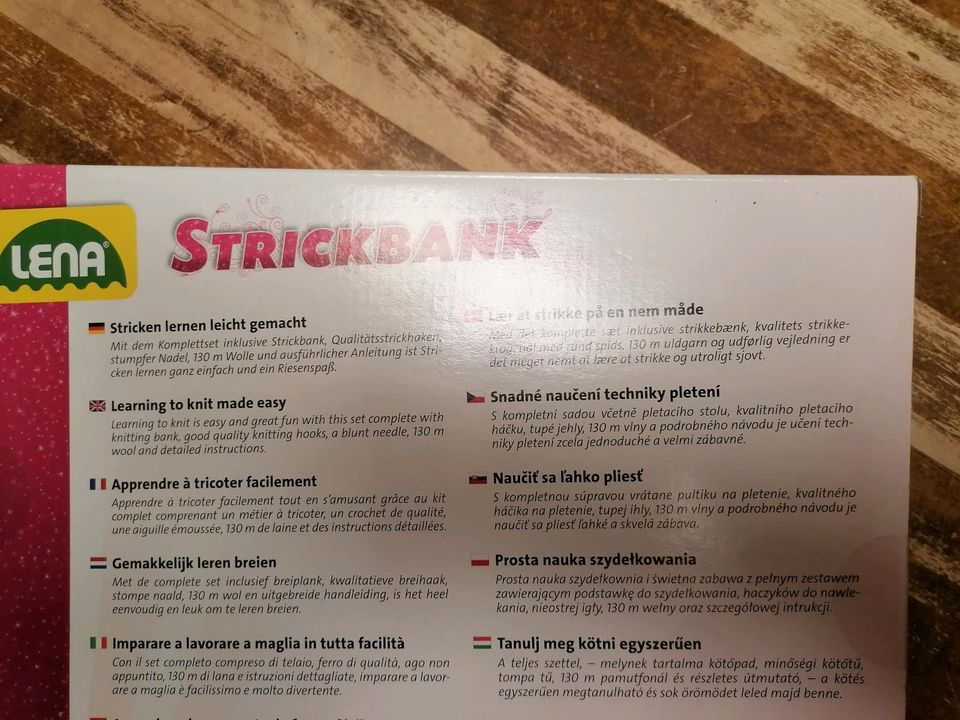 Strickbank Marke Lena, Strickset in Lindberg