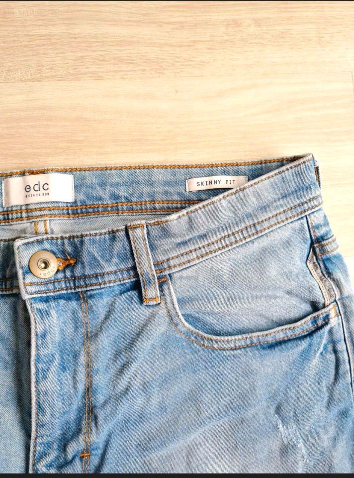 EDC Herren Jeans 32/30 W32 L30 in Pankow - Weissensee | eBay Kleinanzeigen  ist jetzt Kleinanzeigen