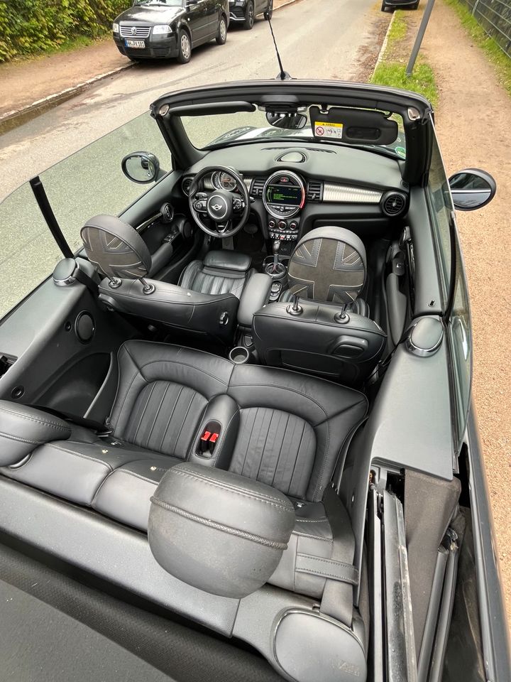 MINI Cooper S Cabrio anthrazit grau in Hamburg
