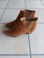 Unisa Stiefeletten supersoft, Nubukleder Nordrhein-Westfalen - Dinslaken Vorschau