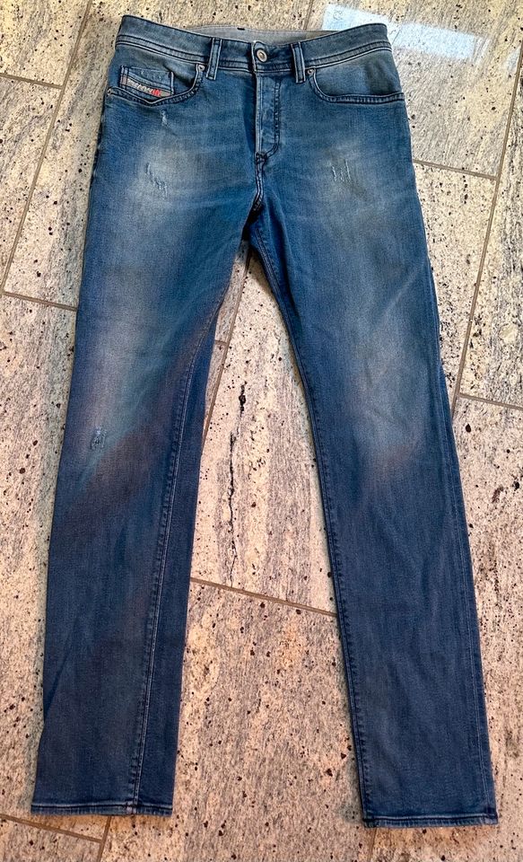 Diesel Jeans Hose Buster Regular Slim in 27/30 in Speyer