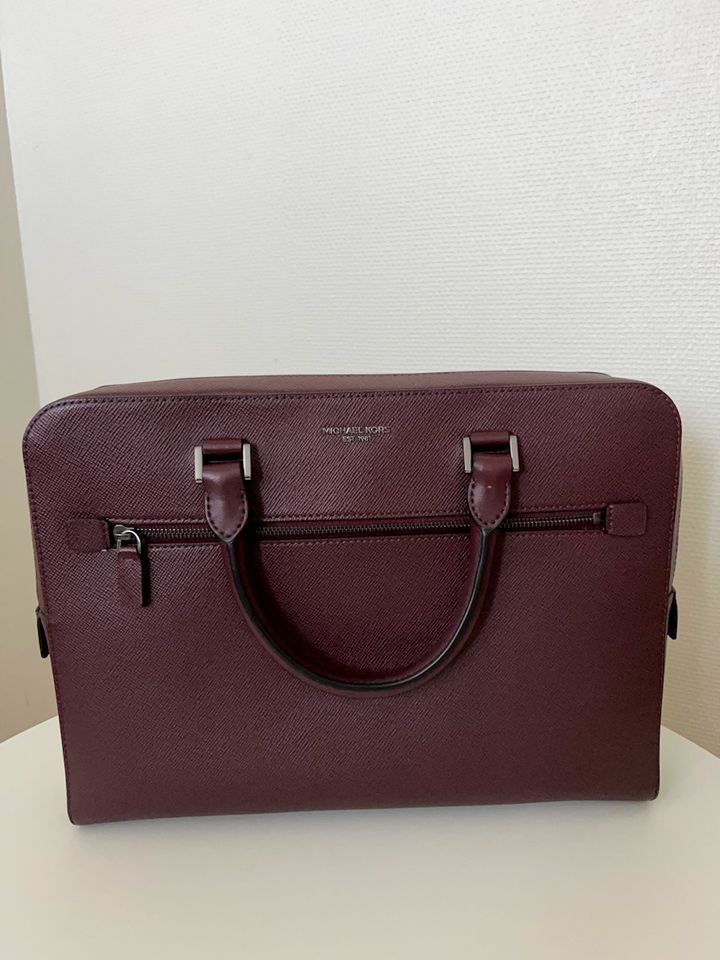 Michael Kors Aktentasche/Laptoptasche, Leder, Bordeaux in Hamburg-Nord -  Hamburg Langenhorn | eBay Kleinanzeigen ist jetzt Kleinanzeigen