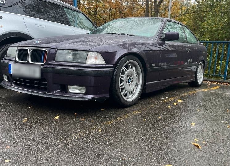 BMW e36 318is M-Paket ab Werk Daytona-Violett-Metallic in Wuppertal