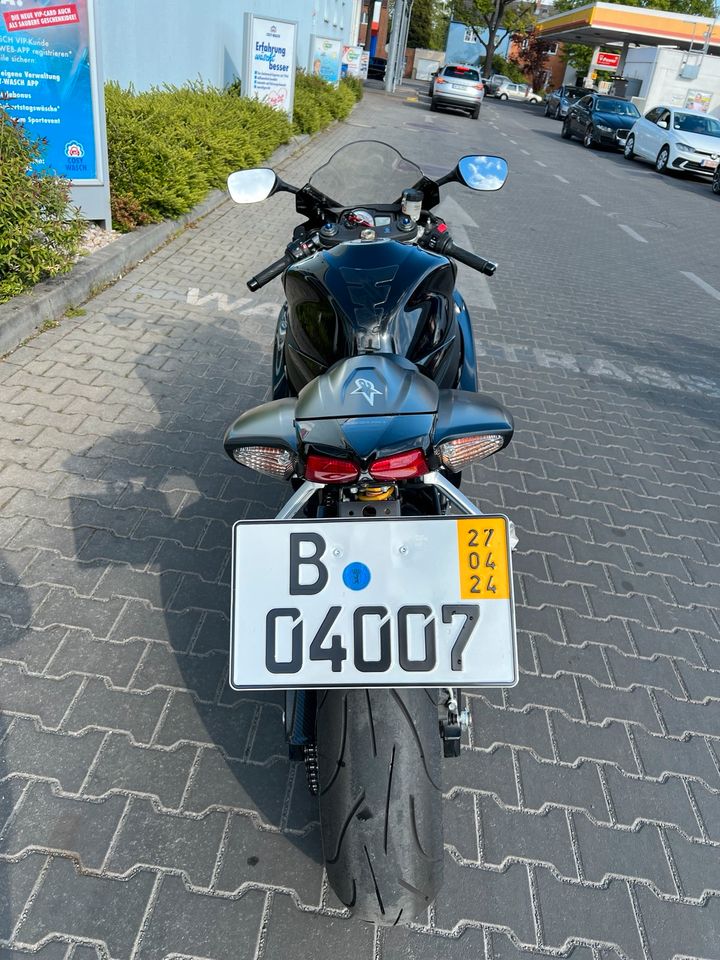 Suzuki GSX R 750 k9 in Berlin