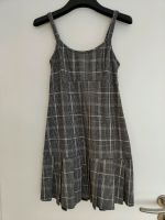 Hollister Kleid Gr. XS, kariert, schwarz - weiß Wandsbek - Hamburg Volksdorf Vorschau