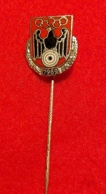 Schöner Pin Anstecknadel Schützenbund Olympia  1969 in Hiddenhausen