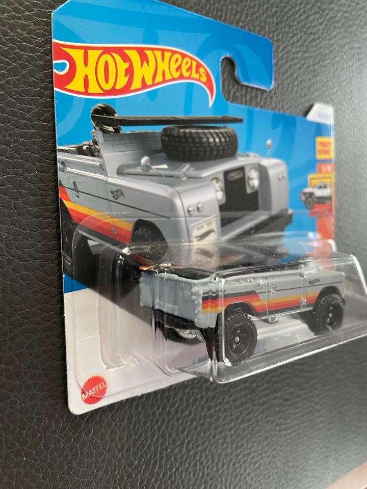 Hot Wheels Land Rover Series 2 NEU OVP in Erfurt