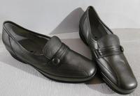 Waldläufer Leder Slipper Gr.EU 42 UK 8 Weite K Neu Hessen - Wetzlar Vorschau