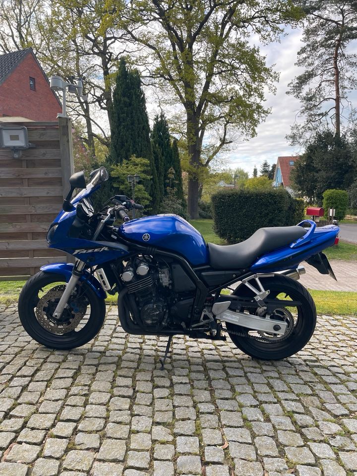 Yamaha Fazer 600 in Lilienthal