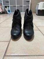 Esprit Stiefeletten Niedersachsen - Diekholzen Vorschau