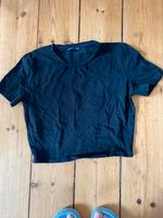 T-shirt Zara Schwarz crop top Berlin - Neukölln Vorschau