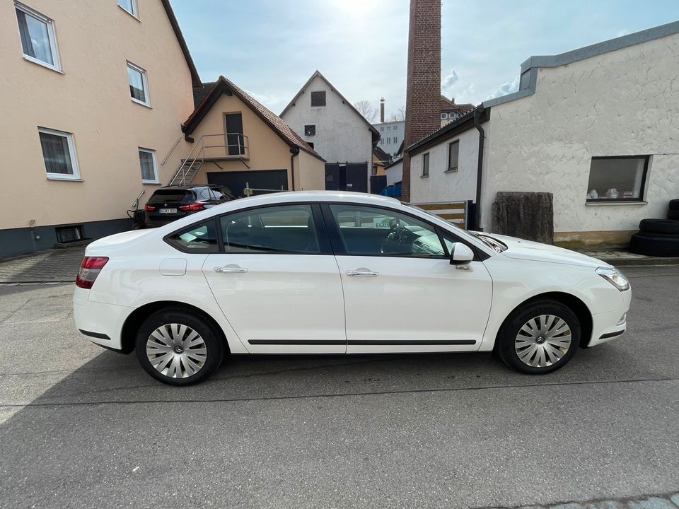 Citroenn C 5 Lim Attraction Automatik 1 - Hand in Burgau