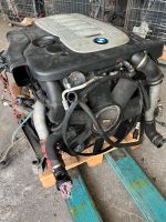 2006 BMW E65 730d 730 d 3,0 Motor  mit einbau teile Bayern - Baar-Ebenhausen Vorschau