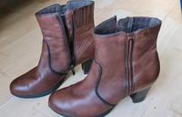 Braune Tamaris Leder Siefeletten Boots Gr. 39 Kr. München - Unterföhring Vorschau