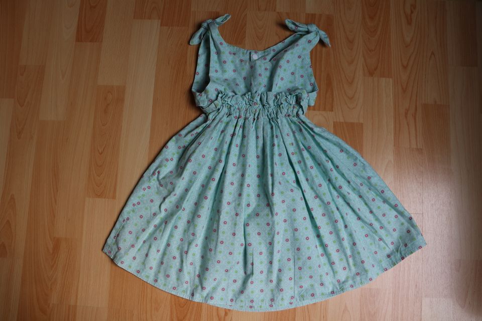 Kleid Sommerkleid 110 selbstgenäht unikat Sommerkleid in Castrop-Rauxel