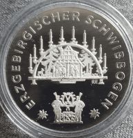 Weihnachts Münze 2023 Erzgebirgischer Schwibbogen 25 Euro Silber Berlin - Treptow Vorschau