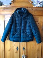 Schwarze Steppjacke von Vero Moda Größe 44 Neu Schleswig-Holstein - Preetz Vorschau