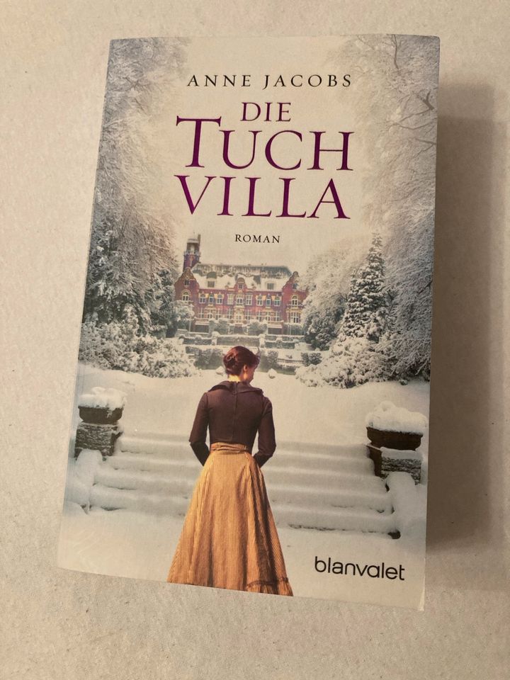 Buch  DIE TUCH VILLA in Loßburg