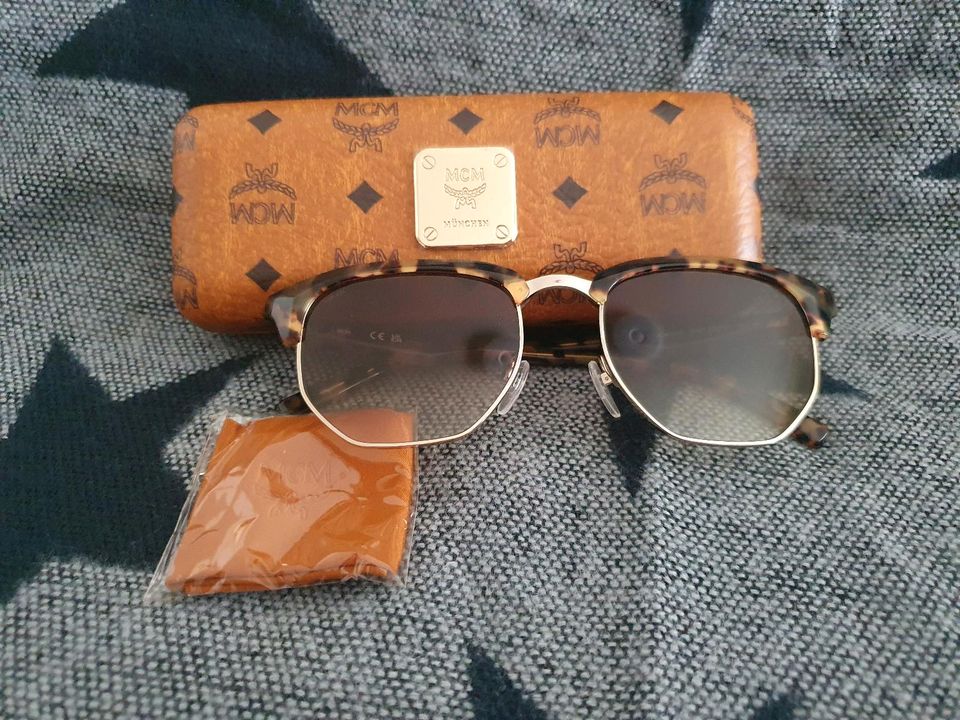 MCM Sonnenbrille Brille 156S neu mit Case und Tuch in Cuxhaven