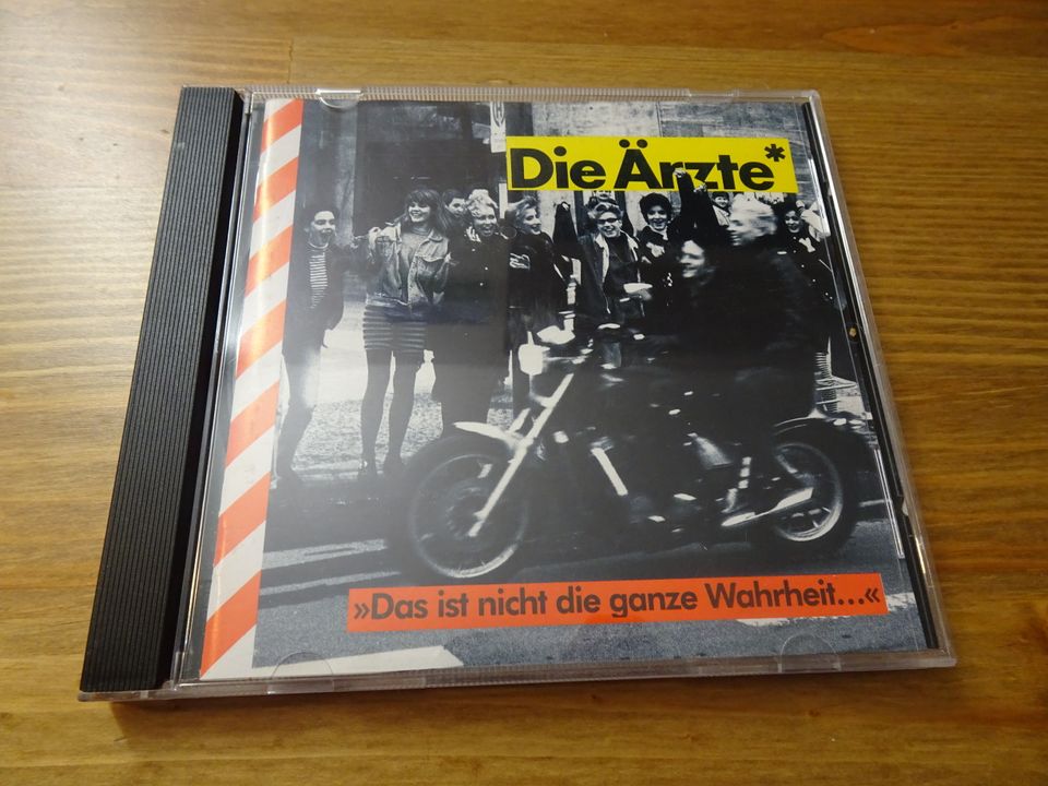 Die Ärzte - Nach uns die Sintflut, Le Frisur, Das ist nicht die g in Wunstorf