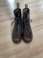 Rote Dr. Martens Schleswig-Holstein - Flensburg Vorschau