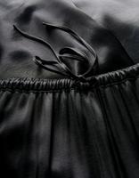 Satin Palazzohose Gr. L weites Bein wide Leg Hose Stoffhose Niedersachsen - Wunstorf Vorschau