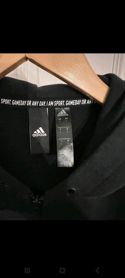 Adidas Jacke Schwarz mit Kapuze in Coswig