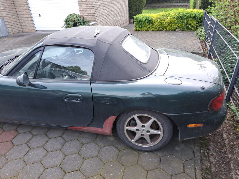 Mazda MX-5 NB 2001 in Herford