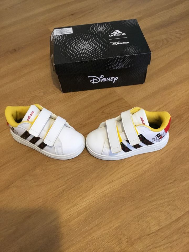 Adidas Grand Court Mickey Mouse Schuhe Sneaker Gr. 24 in Hanau
