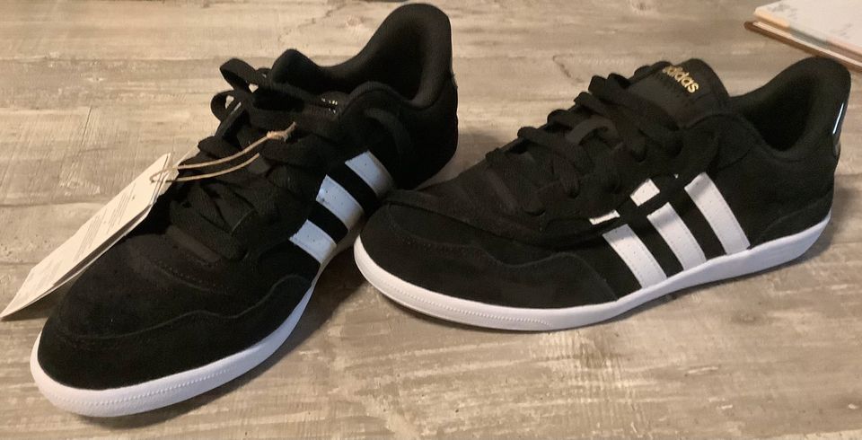 Adidas Schuhe Gr. 40 neu in Stuttgart