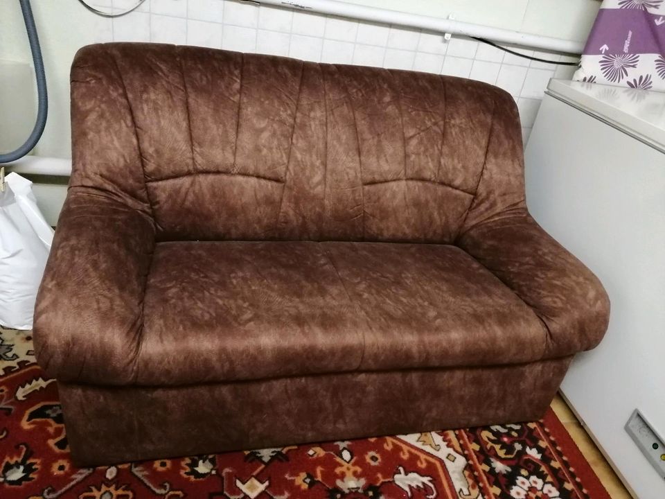 Sofa couch 2er top zu verschenken in Borgsdorf
