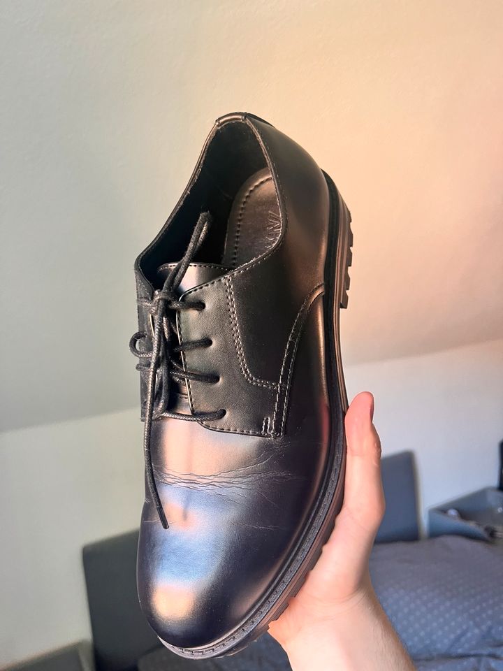 leather men's shoes Zara size 44 in Mölln
