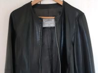 Neuwertige Lederjacke f. Damen v. Christ in Schwarz, Gr. 36 Niedersachsen - Wolfsburg Vorschau