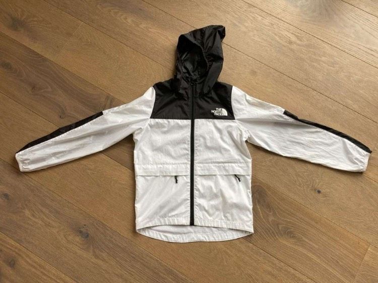 THE NORTH FACE Windstopper Jacke Kinder in Kiefersfelden