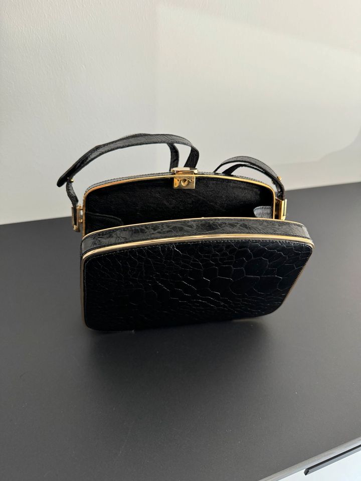 Handtasche Krokodilleder Optik schwarz in Neuwied