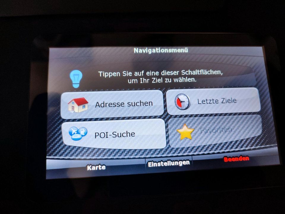 Navigation fürs Auto mit vielen Funktionen in Schönebeck (Elbe)