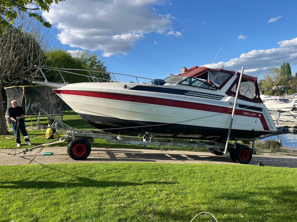 Motorboot  Ideal für Familien nur im Süsswasser gefahren in Frankenthal (Pfalz)