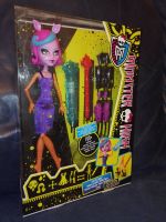 Color me creepy Starter Set + Kleidung Neu Monster High Fashion Bayern - Eichenau Vorschau