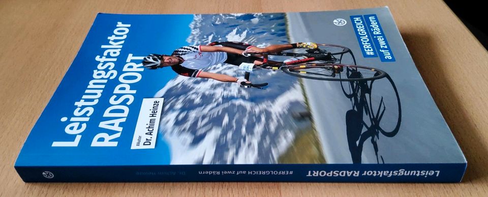 Fast geschenkt: Buch Radsport Rennrad Heinze Erfolg Sport in Bad Griesbach im Rottal