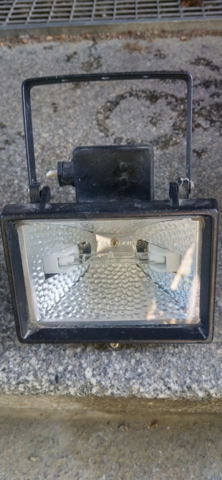 Strahler Halogenstrahler IP44 Lampe in Dresden