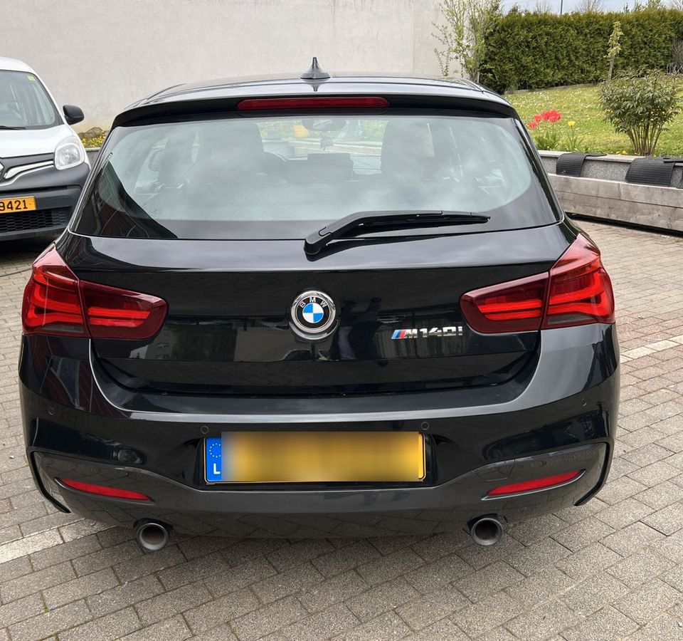 BMW M140i Special Edition in Perl