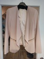 Blazer tailliert von H&M beige Größe M mit Schulterpolster Bielefeld - Schröttinghausen Vorschau